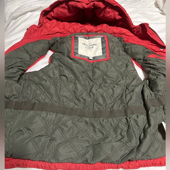 Abercrombie & Fitch vest - Picture 4 of 9